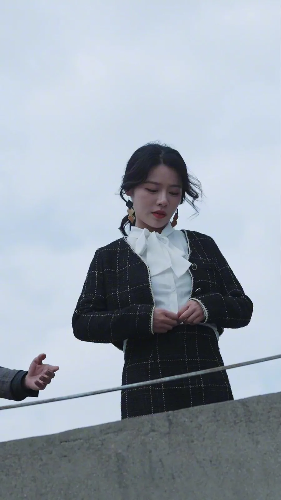原来她才是白月海报