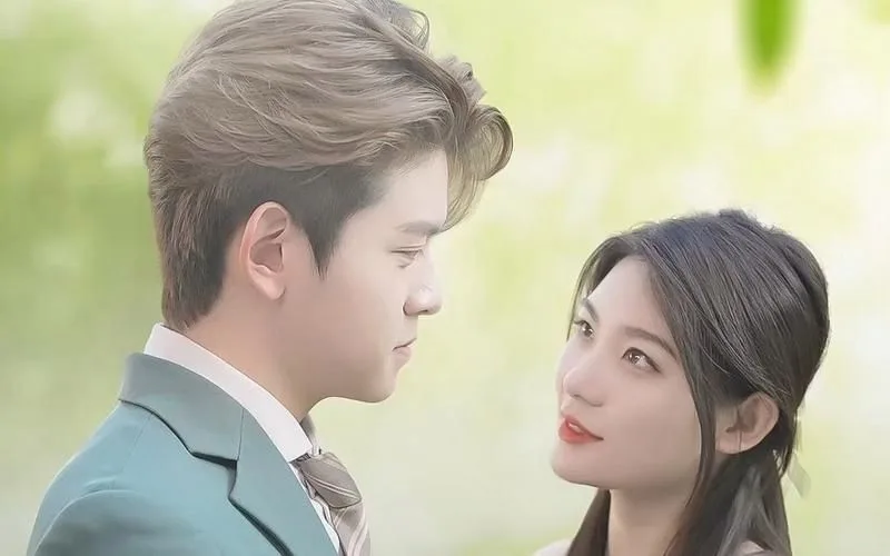 《离婚后，女王强势复仇》海报